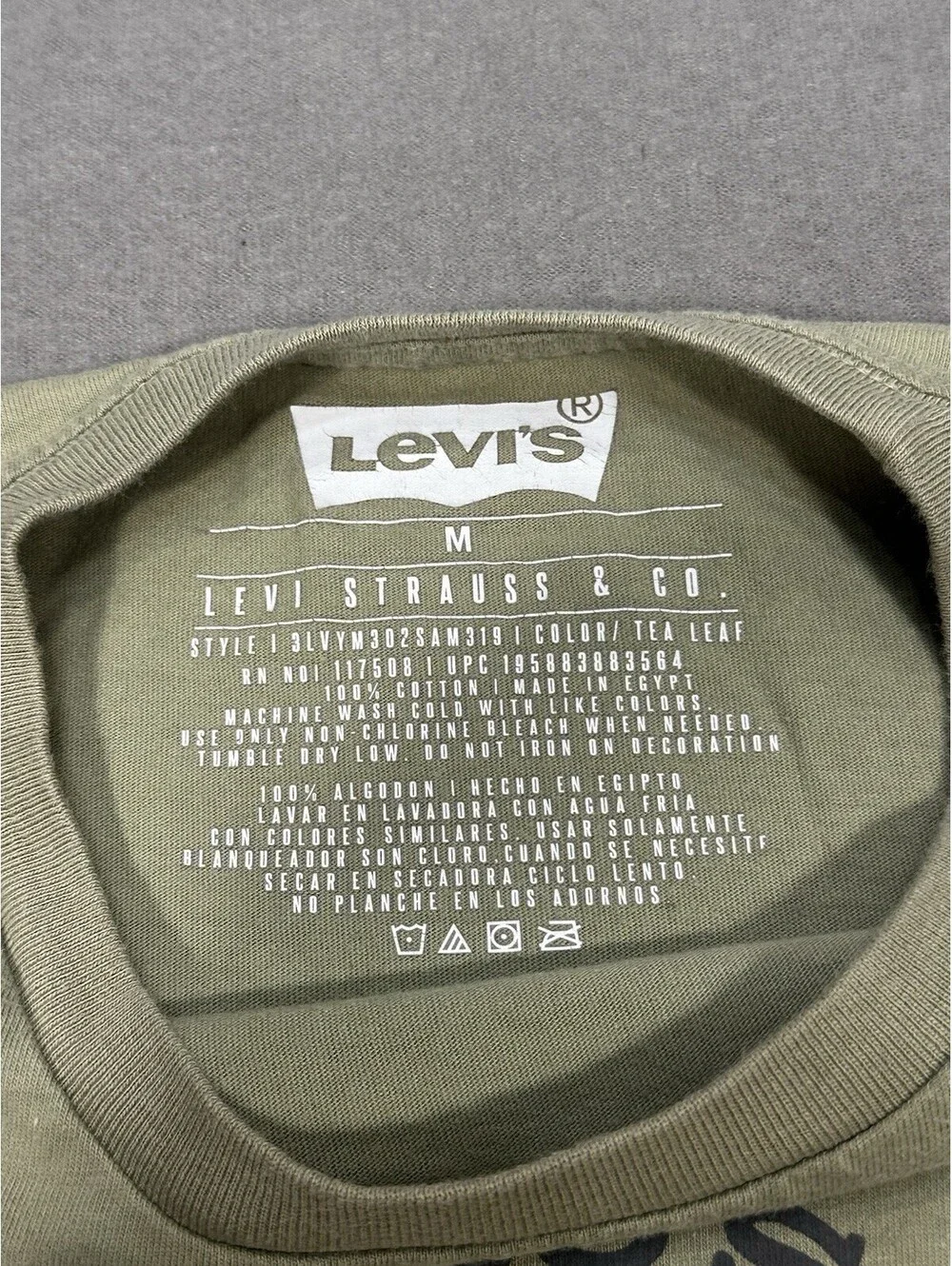 Levi’s Strauss & Co Men’s Medium Graphic T-Shirt Olive Green Desert Print Cotton